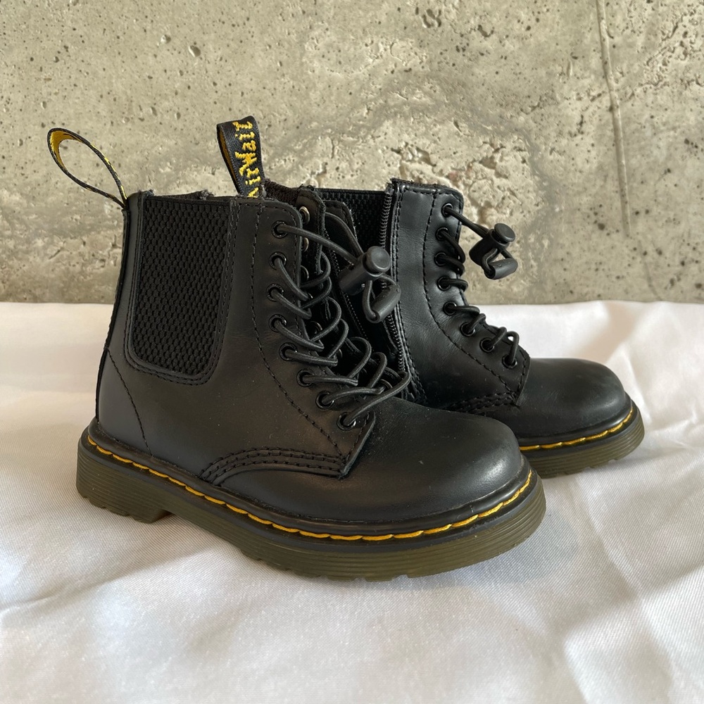 Dr. Martens Toddler Leather Lace Up Boots